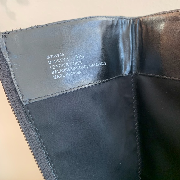 Me Too Darcey Black Leather Ankle Buckle Riding Boots Woman’s 8.5M - Picture 14 of 16